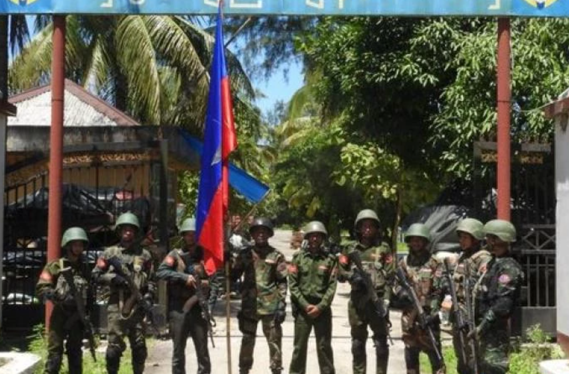 Tentara Arakan Rebut Pangkalan Angkatan Laut Militer Myanmar di Thandwe
