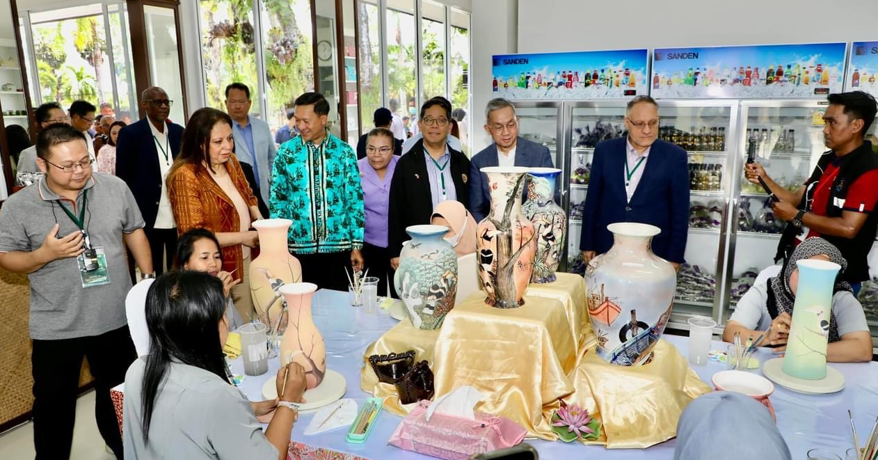 Para Diplomat Muslim Pelajari Pusat Studi Pembangunan Kerajaan Pikun Thong di Thailand