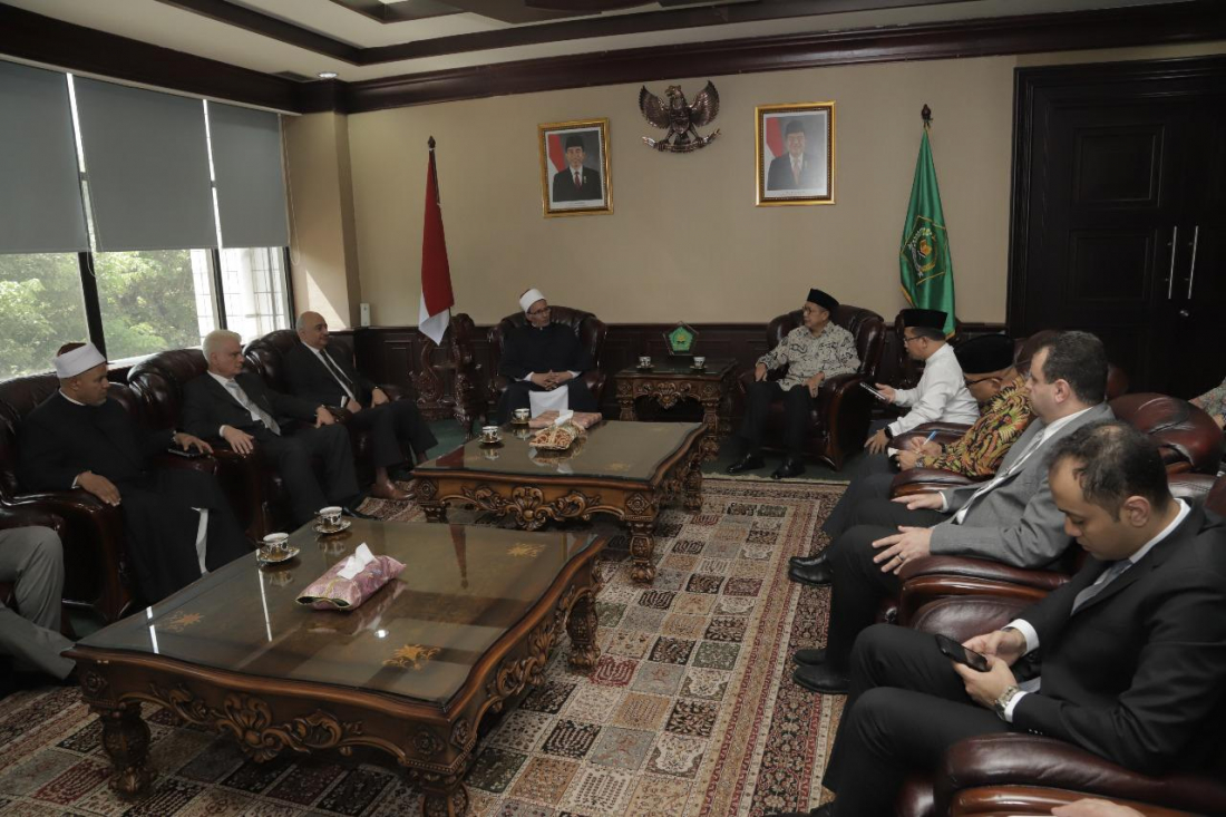 Deputi Grand Shaikh Al-Azhar Ajak Umat Muslim Bersikap Moderat dan Toleran