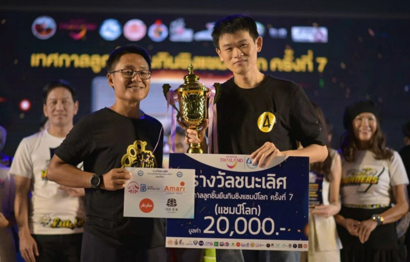 Pria Thailand Juara Dunia Makan Bakso: Makan 65 Bakso dalam 5 Menit