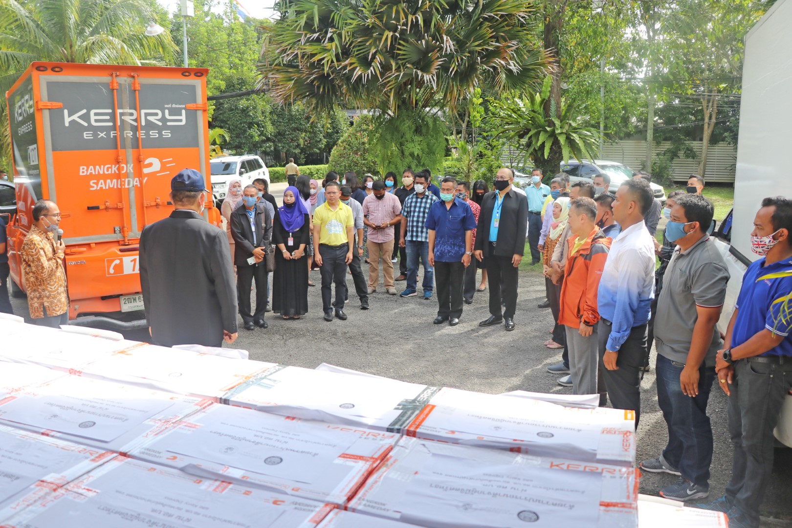 Asosiasi Pelajar Thailand Selatan Bantu Pihak Terdampak Covid-19