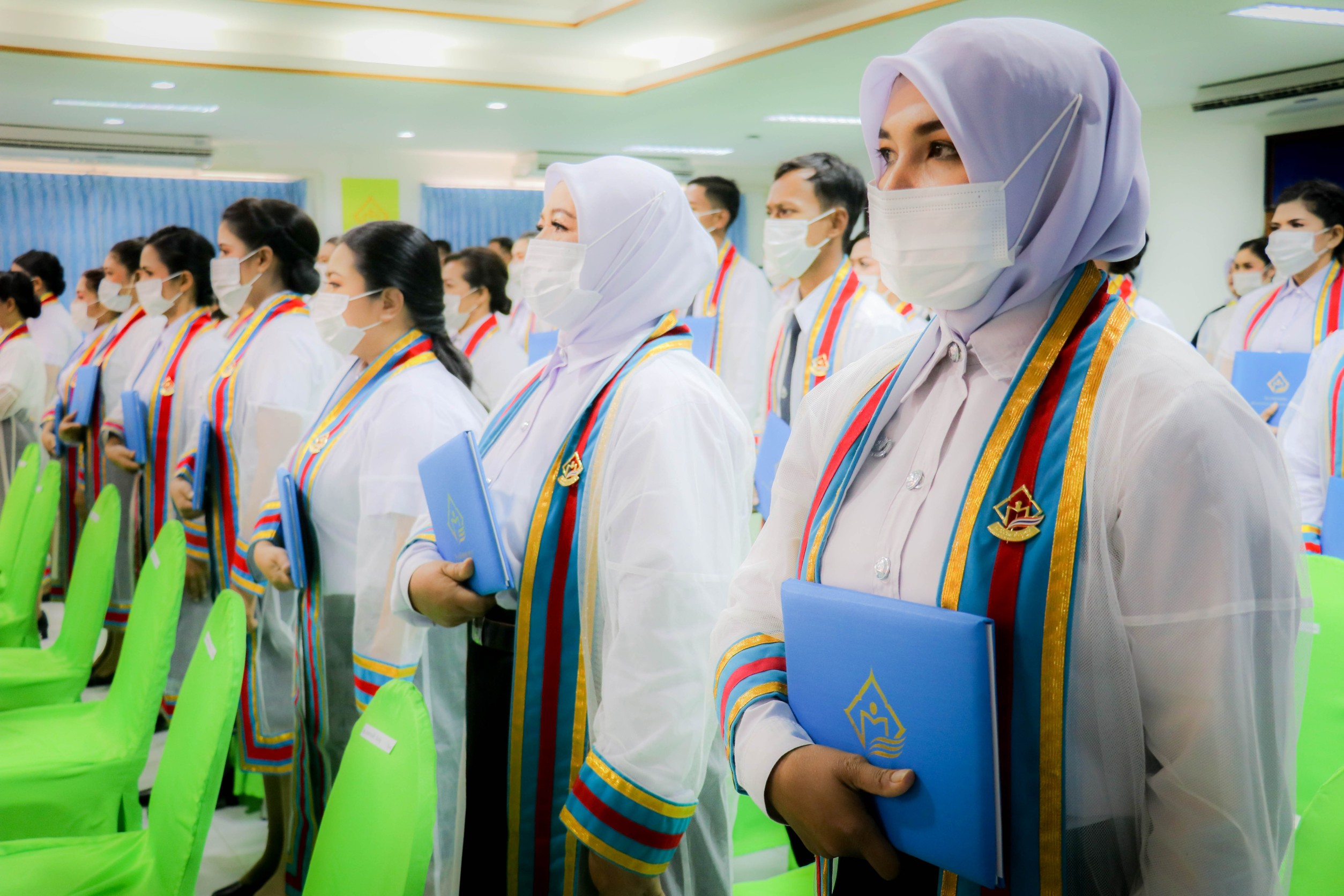 141 Mahasiswa Lulus Diploma Akademi Songkhla Thailand Selatan