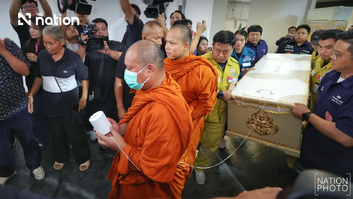 Keluarga Jemput Jenazah Korban Penembakan di Sekolah Nonthaburi Thailand