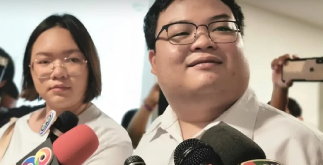 Aktivis 'Penguin' Thailand Ini Dihukum 2 Tahun Karena Hina Monarki