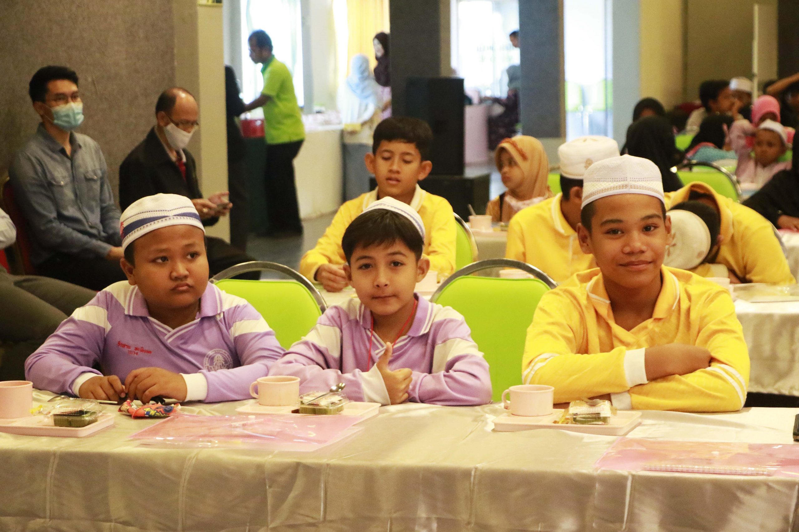 Thailand Selatan Komitmen Merawat Anak Yatim Piatu