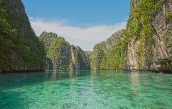 Thailand Turunkan Perkiraan Pendapatan Pariwisata 2025 Jadi Rp1.521 Triliun